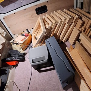 【実体験】商用ハイエースの車中泊DIY！毎年車検をラクに乗り切る工夫を紹介