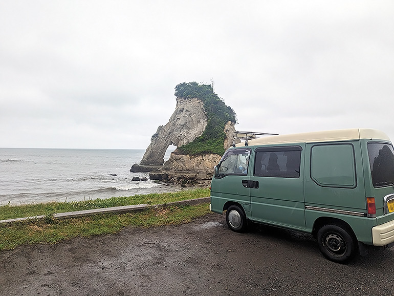夫婦岩の駐車場