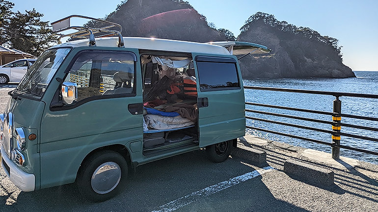 【伊豆 浮島海岸・稲取】自宅を引き払い車上生活する58歳が行ってよかった無料車中泊スポット2選