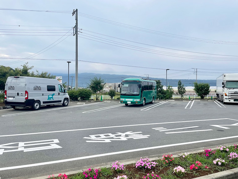 大型の駐車場