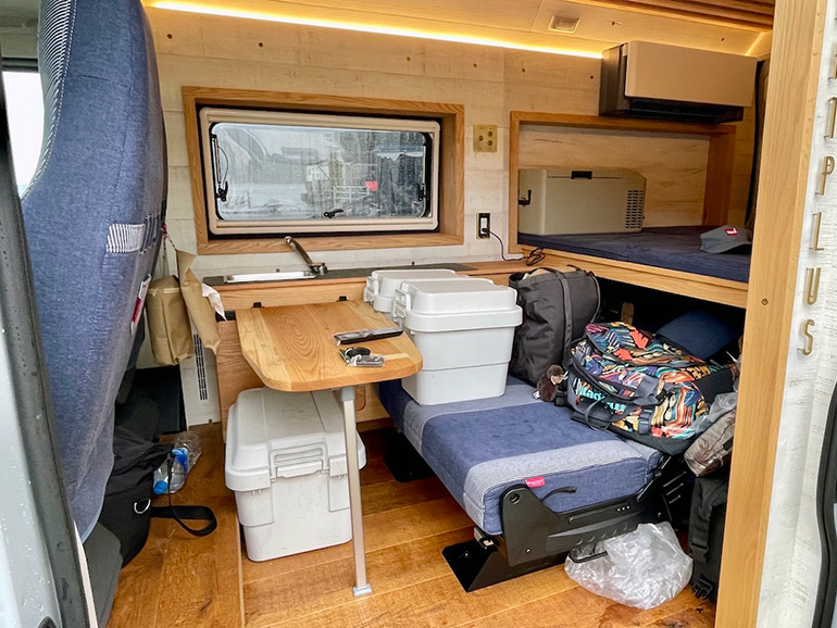 VANLIFE室内