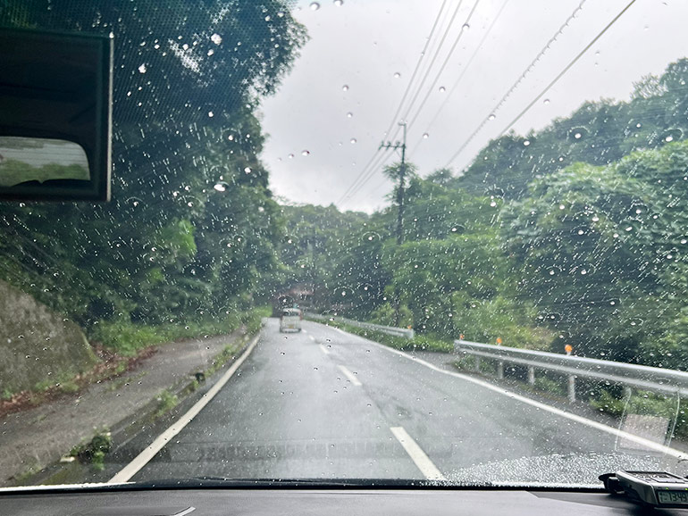 雨のひの運転