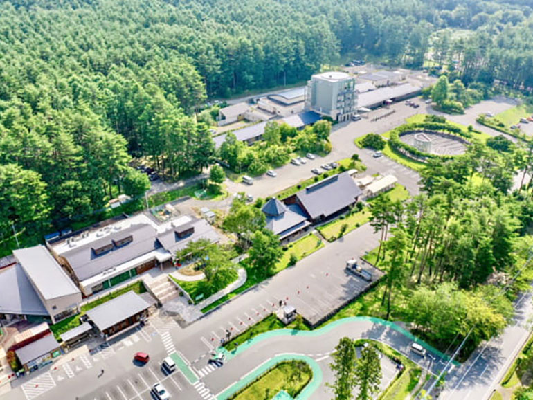 道の駅 こぶちざわの全体像