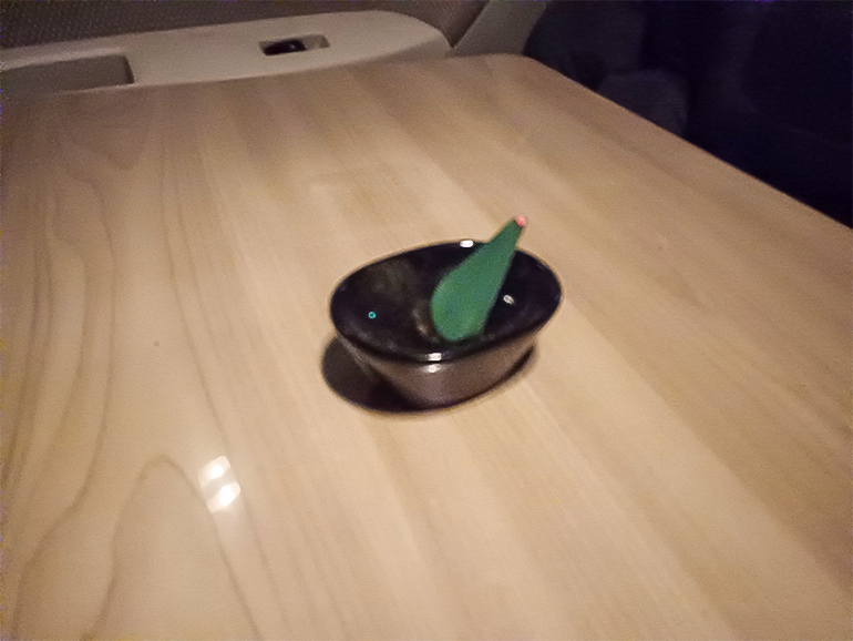 蚊取り線香を焚く