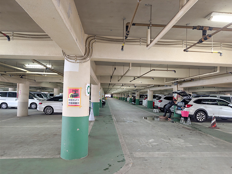 湘南海岸公園西部駐車場の様子