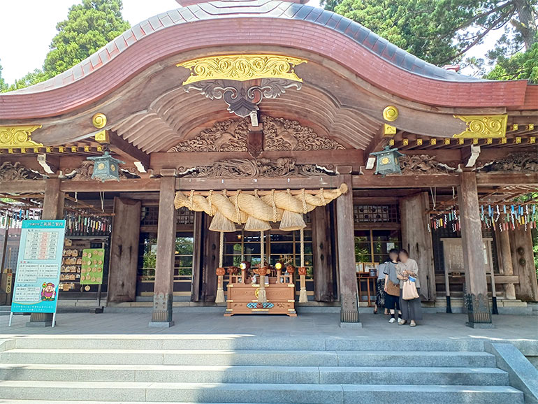 越中一宮 高瀬神社の外観