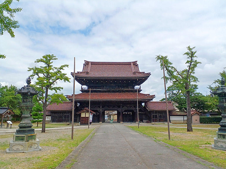 井波別院 瑞泉寺の外観