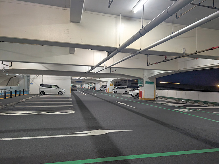 海ほたる駐車場の様子