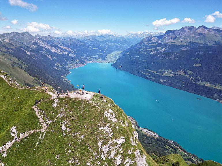 スイスのブリエンツ湖の景色