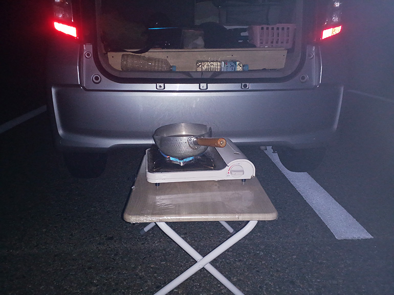 車中泊の調理
