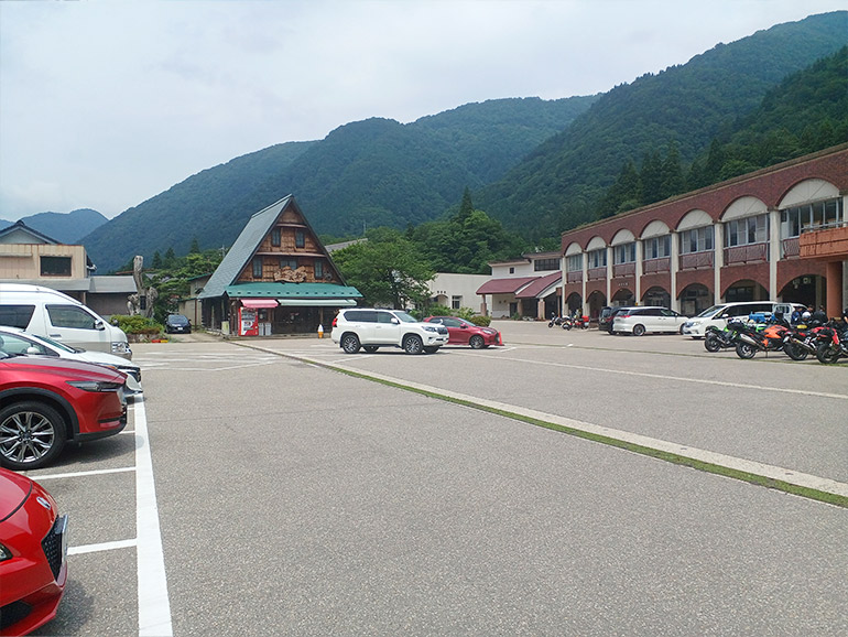 道の駅 上平ささら館の風景