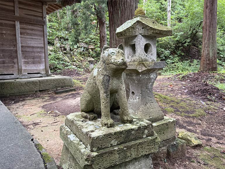 瓜割石庭公園の石像