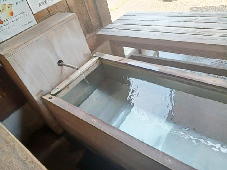 道の駅 飛騨白山の足湯