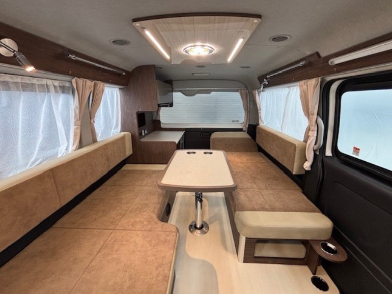 BUCHImobi CooL8車内