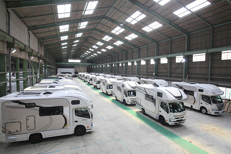 ナッツRVの工場