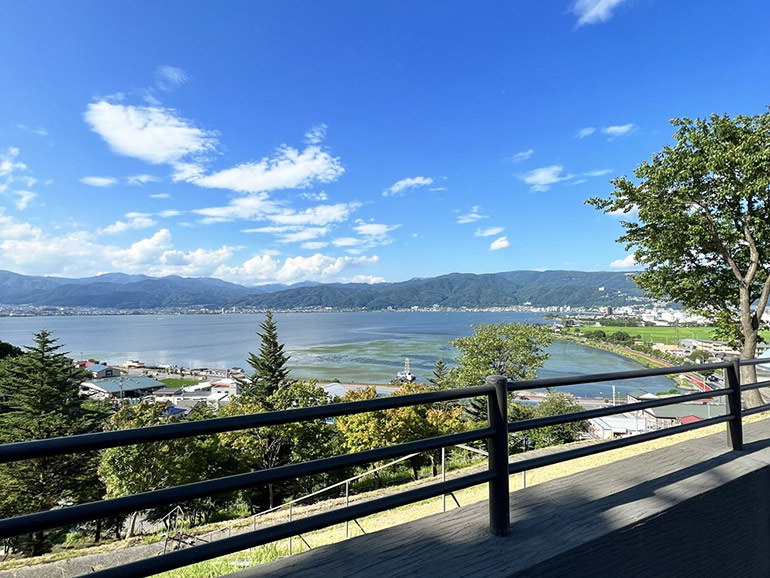諏訪湖SAからの景色