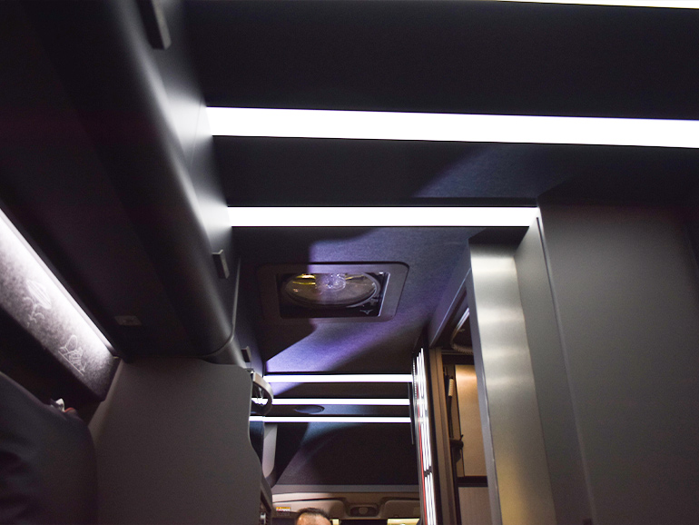 DA VINCI 6.0〈STAR WARS〉EDITIONの照明