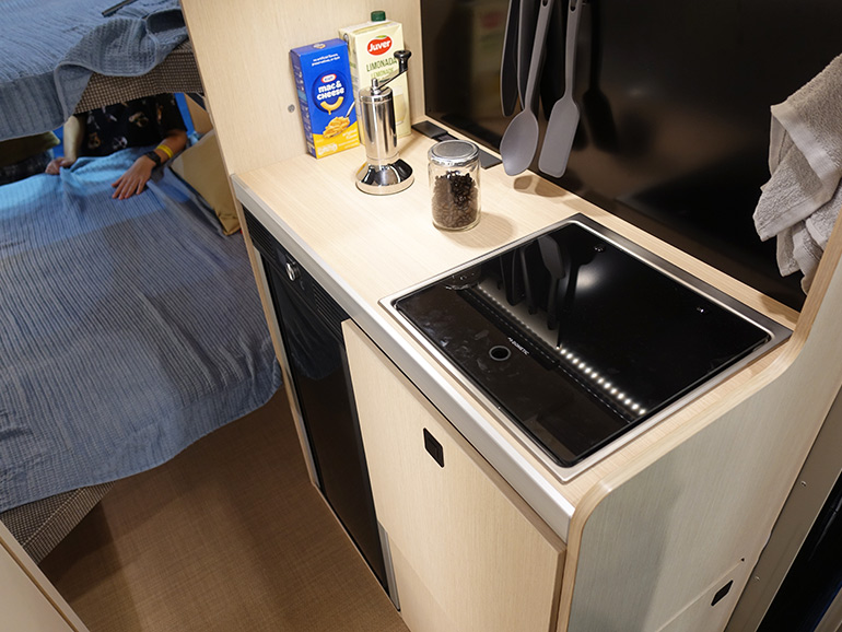 ブルージュのキッチン