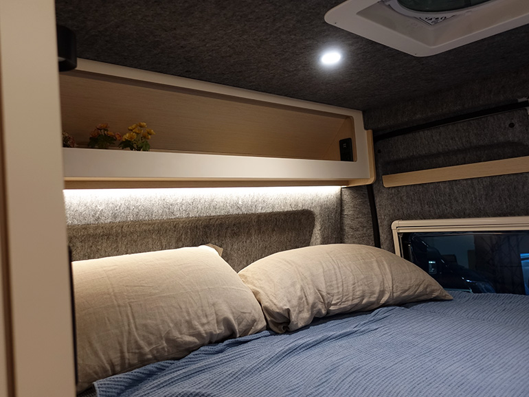 ブルージュベッドルームの収納