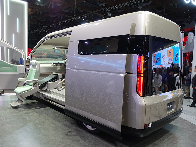 未来のハイエース