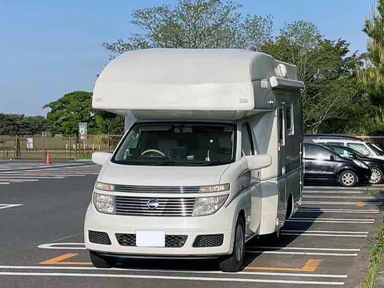 キャンピングカー