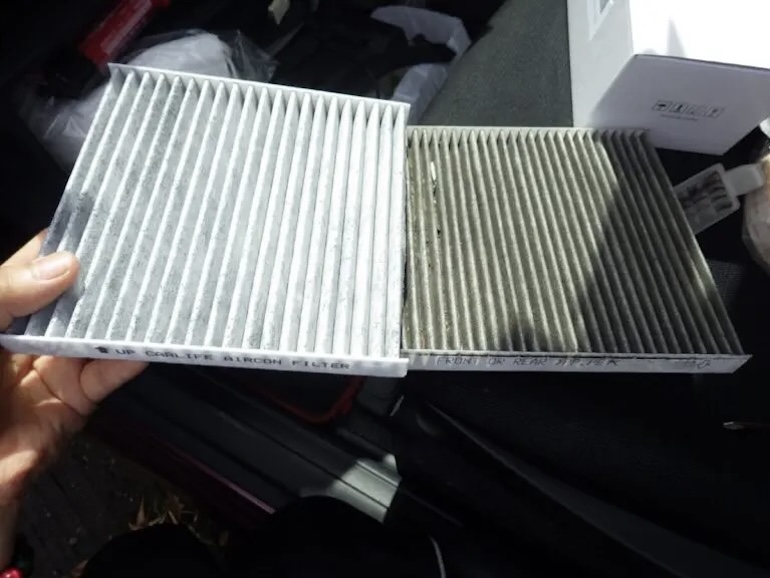 車のエアコンフィルター