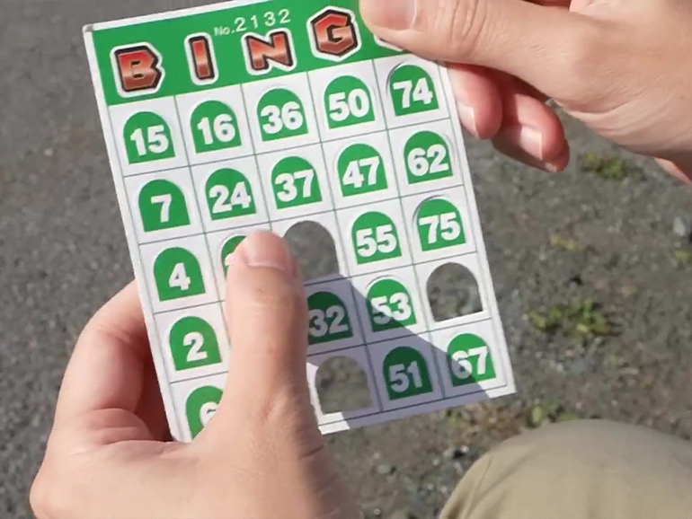 ナッツRVキャンプ大会でビンゴ