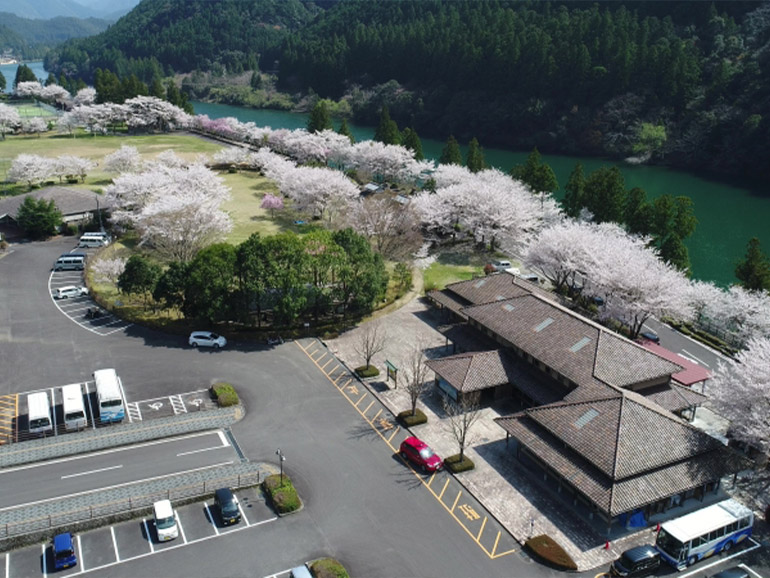 道の駅 おくとろの全体
