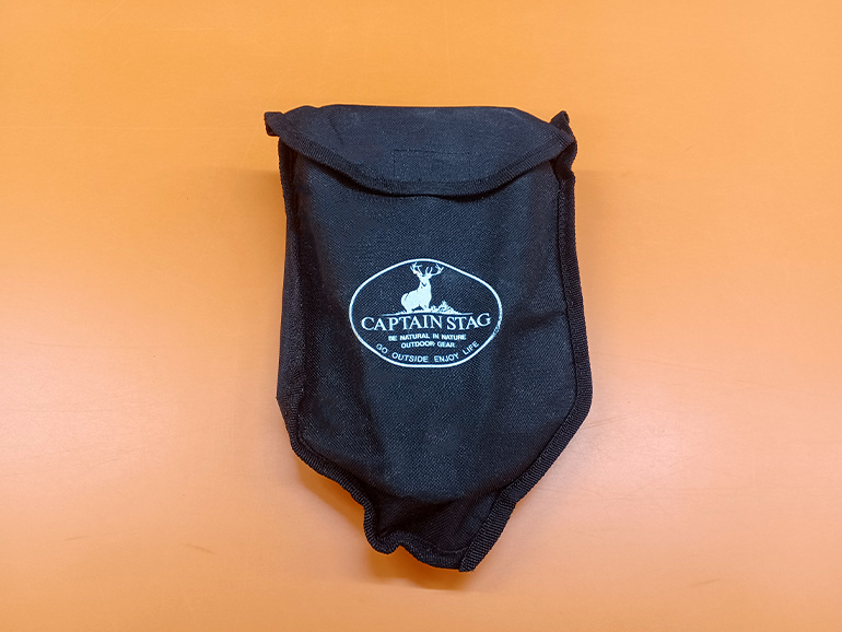 スコップ収納状態