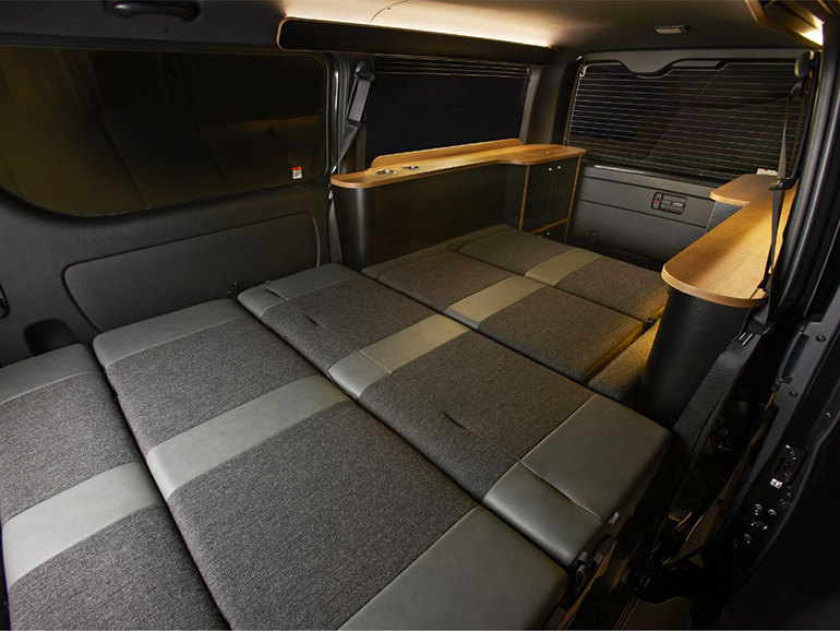 DARK PRIME IIのフルフラットベッド