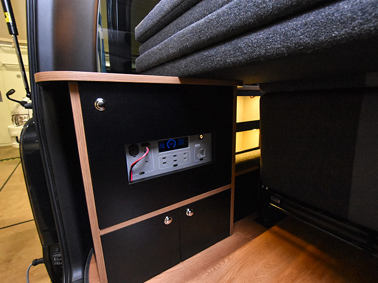 DARK PRIME IIのポータブル電源