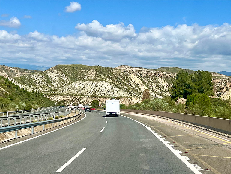 ヨーロッパの道路走行中