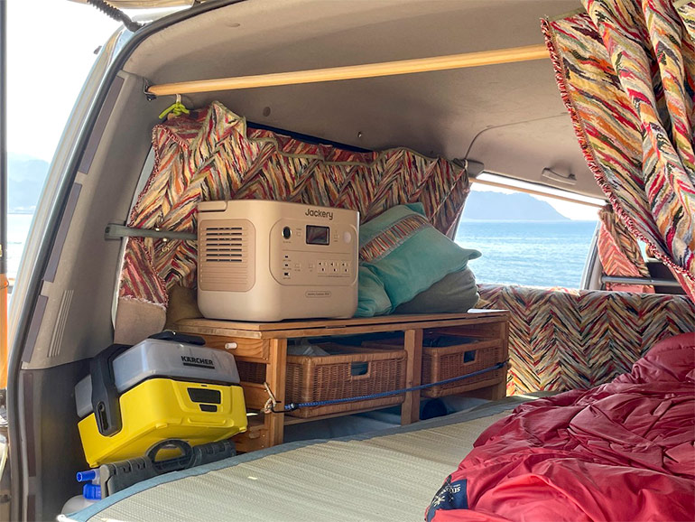 1000 Newのサンゴールドカラー