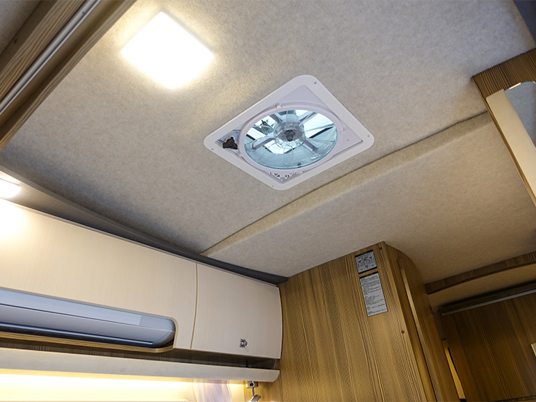 ZiL520の空調設備