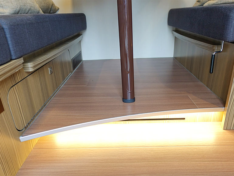 ZiL520は床暖房効果あり