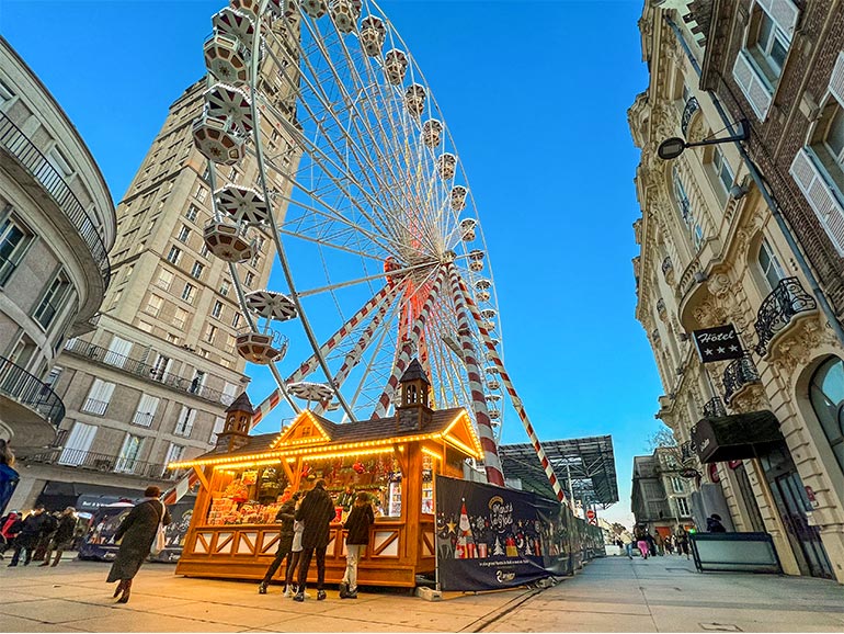 クリスマスマーケットの風景