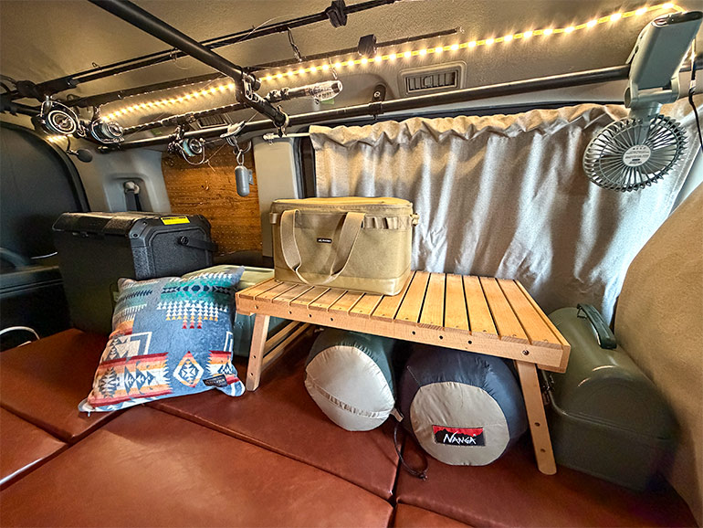 かさばる車中泊アイテム