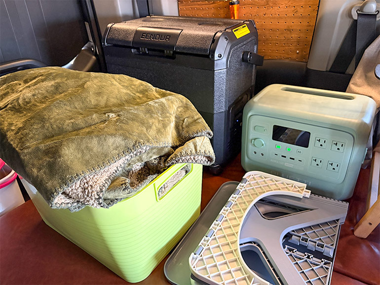 車中泊で使うアイテム