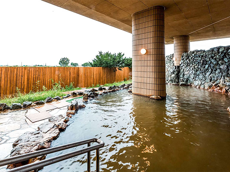 天然温泉「たっぷの湯」