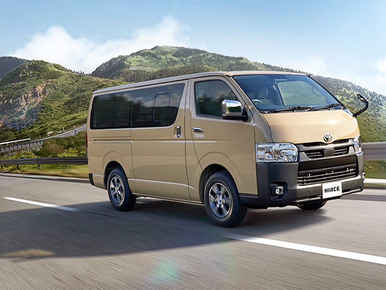 TOYOTAハイエースの外装