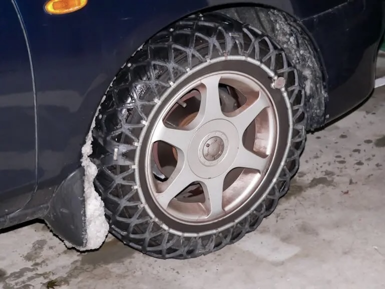 タイヤチェーン装着