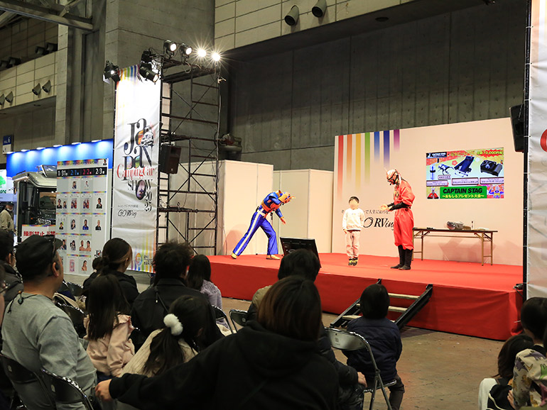 2025年のジャパンキャンピングカーショーの様子