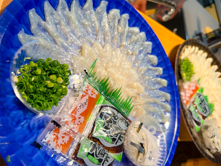 唐戸市場のふぐ