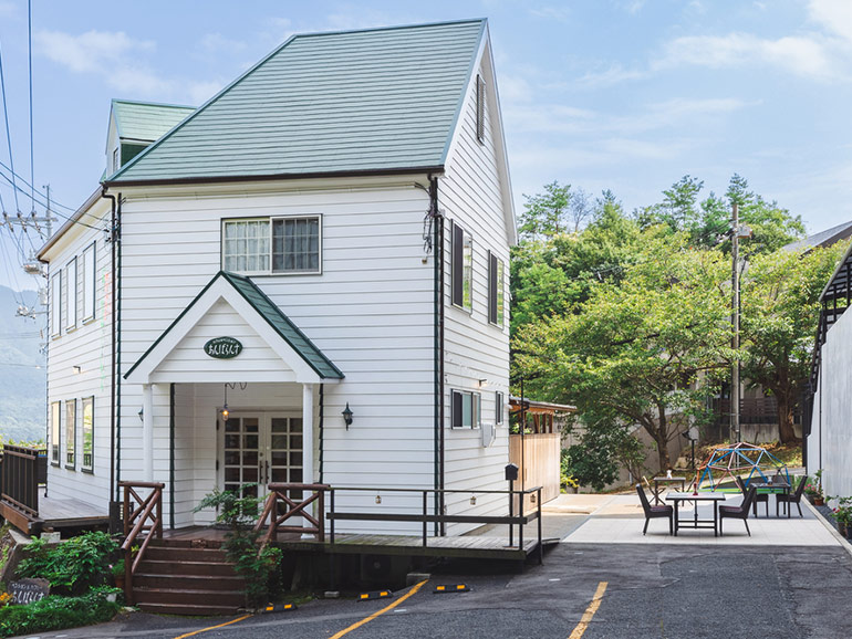 宮浜温泉RVパークの駐車場