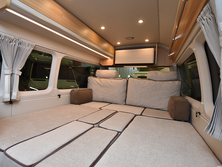 Lino Premium blocco Editionの内装