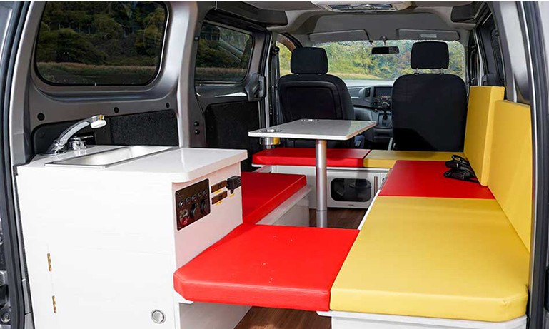 Stage21「リゾートデュオ エヴァリア プロα」の車内