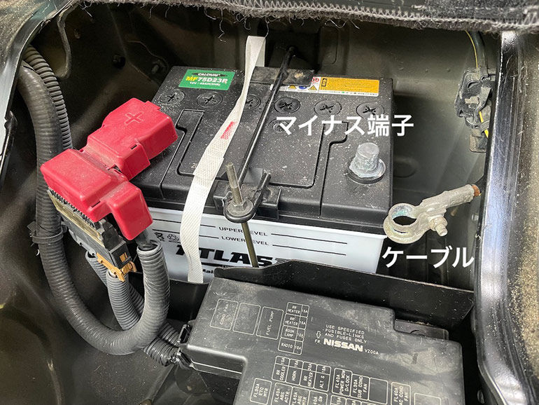 車のバッテリー