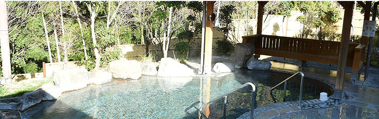 源じいの森キャンプ場の温泉