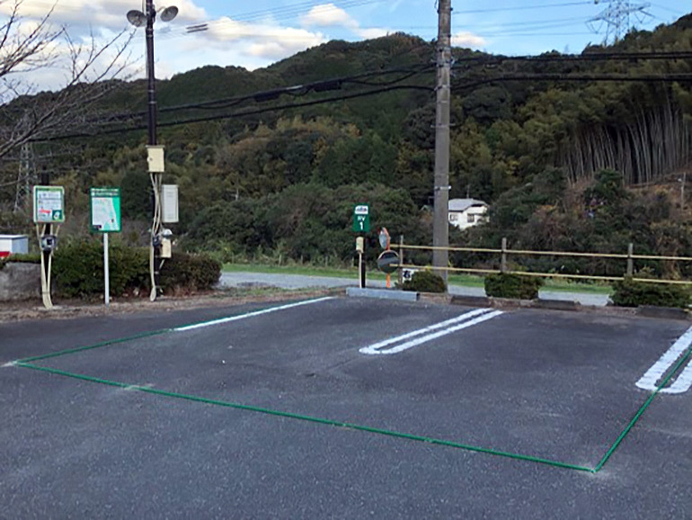 RVパークsmart 源泉野天風呂 那珂川清滝の駐車場