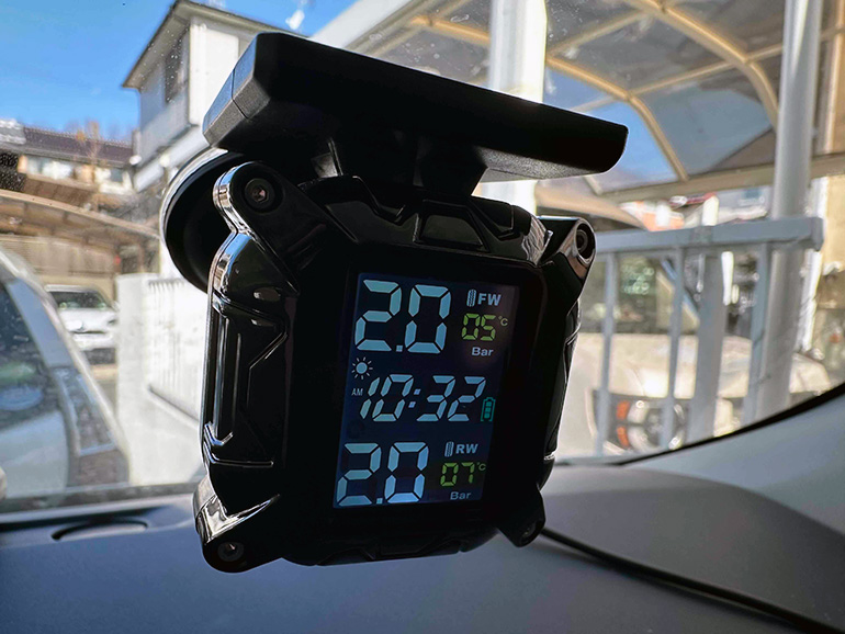 二輪用TPMSで監視